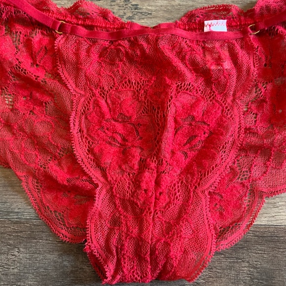 VS Very Sexy Christmas Lace String Bikini Panty - Picture 4 of 11